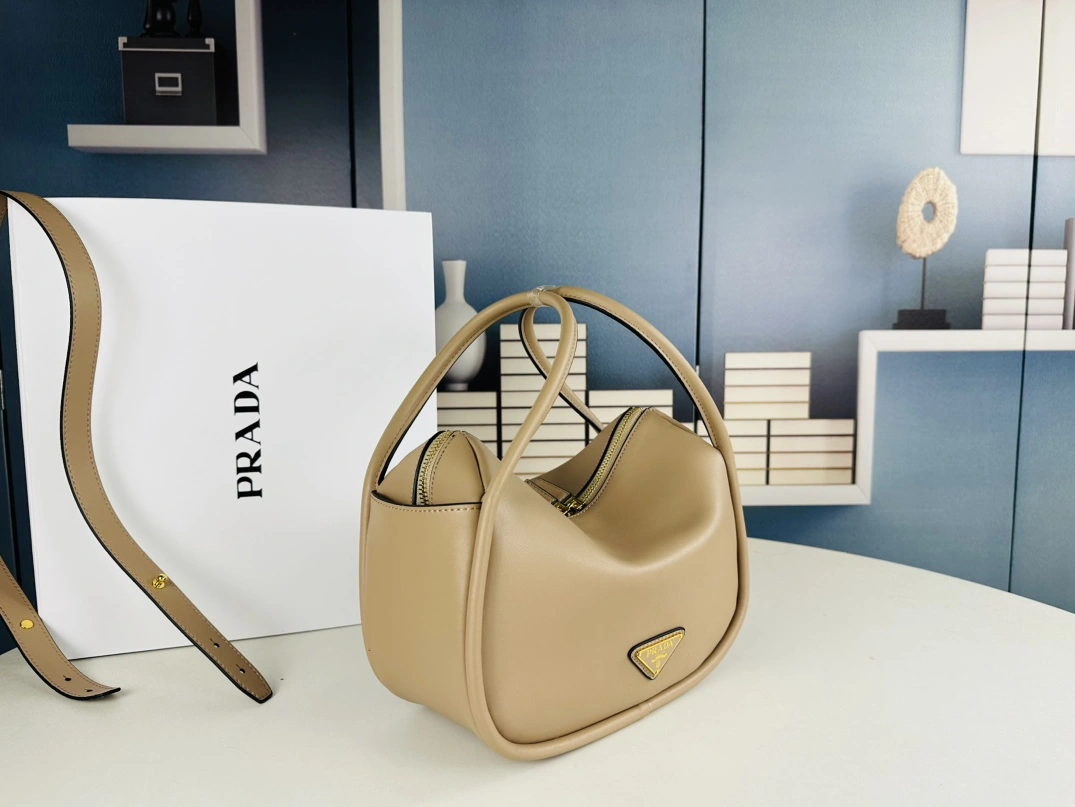 Prada AAA Quality Handbags Compact 2069