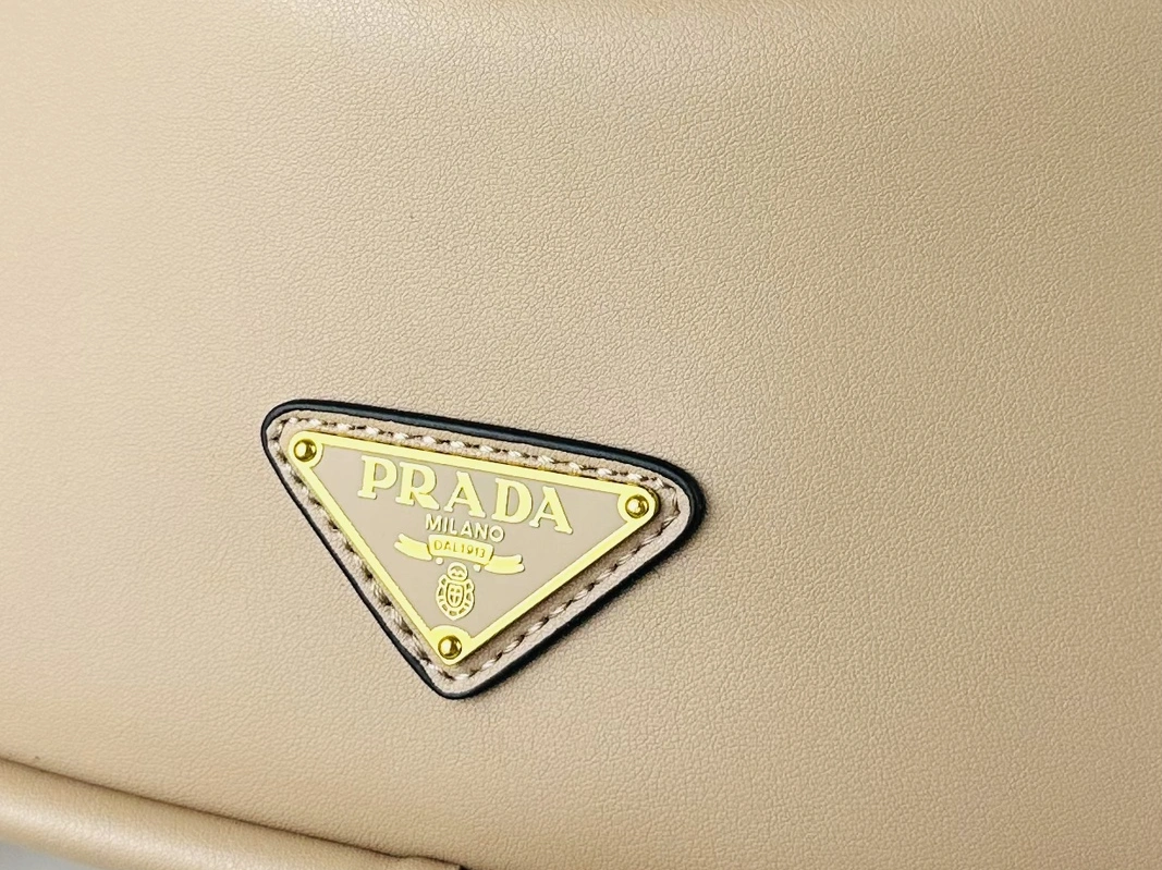 Prada AAA Quality Handbags Compact 2069