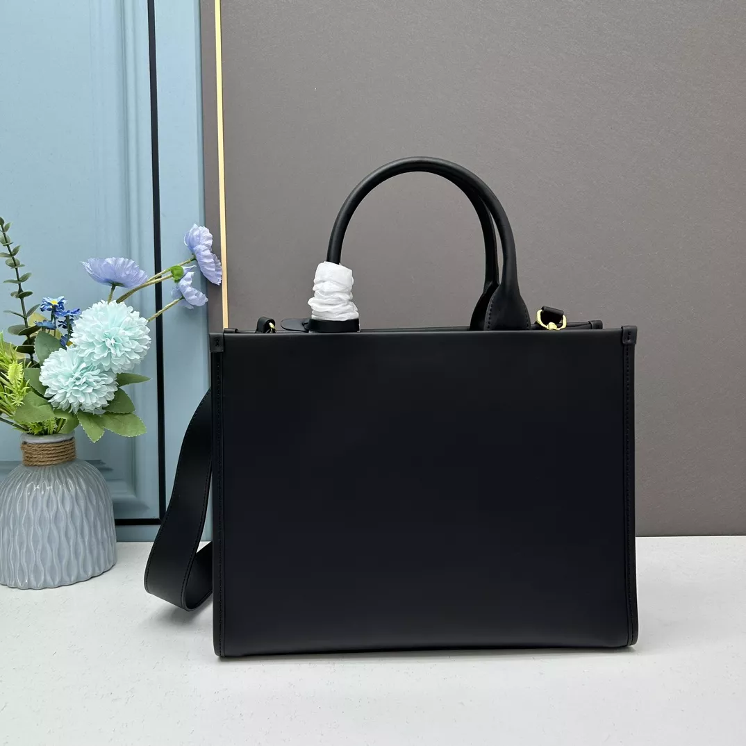 Prada AAA Quality Handbags For Women Affordable 5689