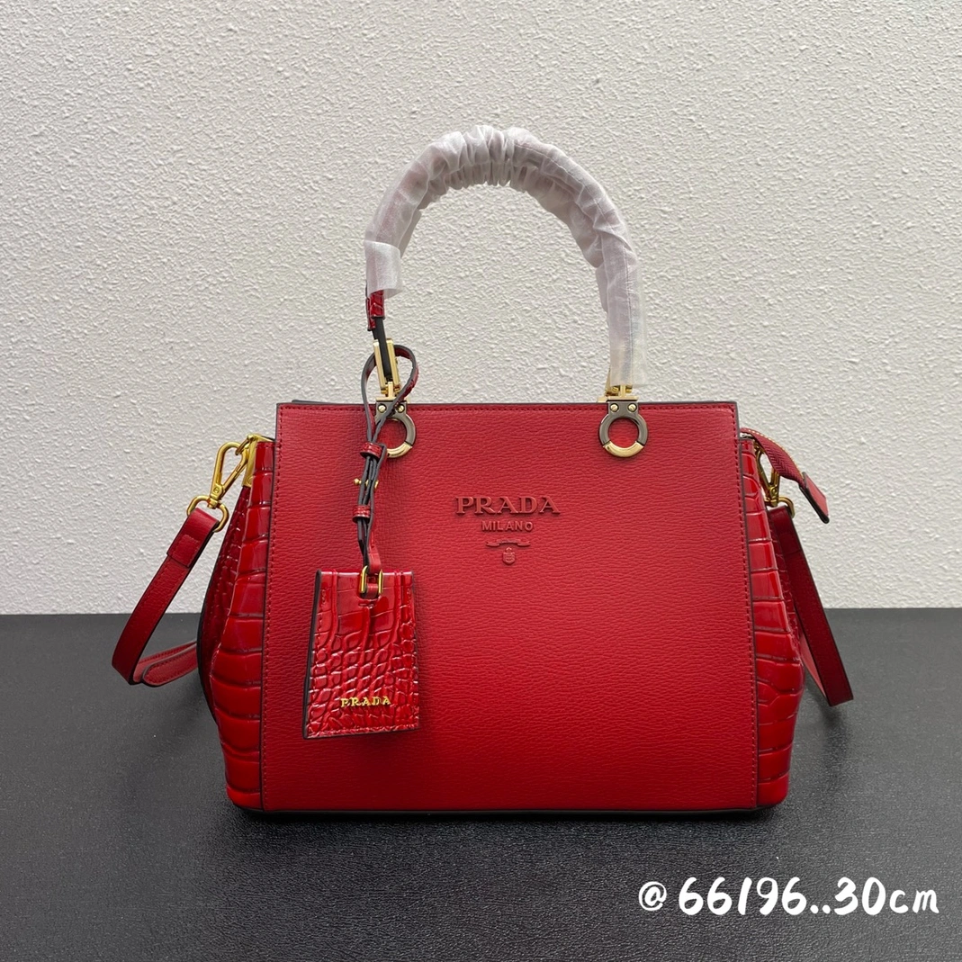Prada AAA Quality Handbags For Women Affordable 7331