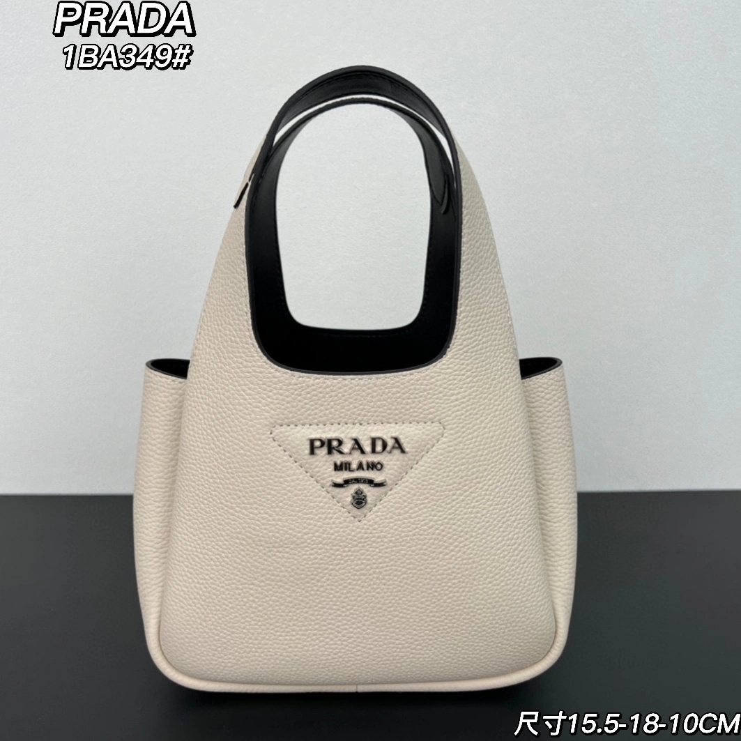 Prada AAA Quality Handbags For Women AllSeason 5932