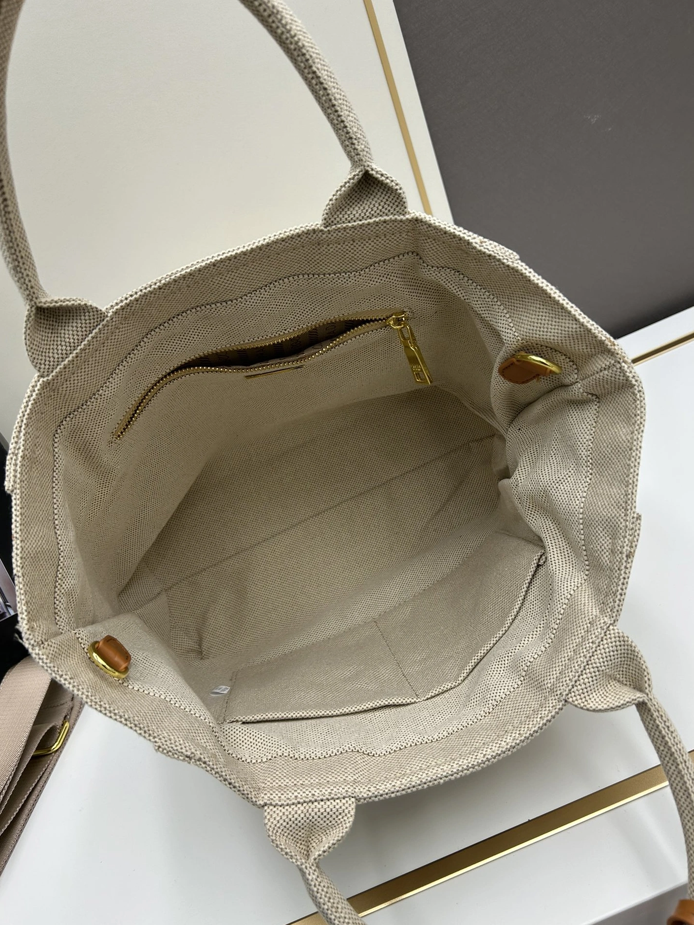 Prada AAA Quality Handbags For Women BestValue 4514