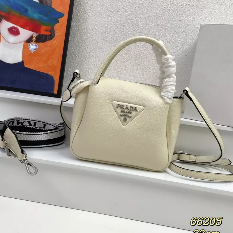 Prada AAA Quality Handbags For Women BestValue 5775