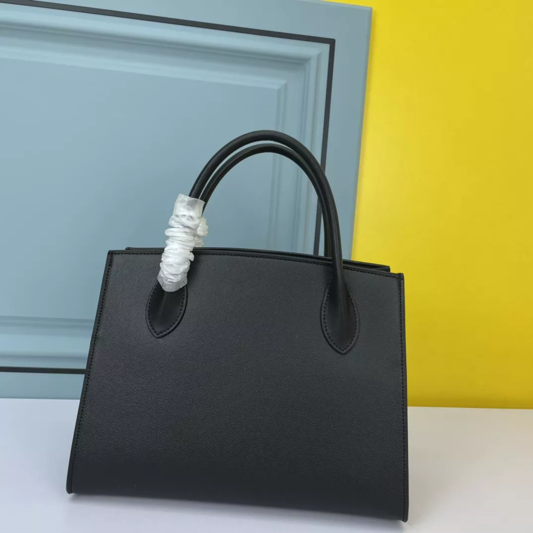 Prada AAA Quality Handbags For Women BestValue 6382