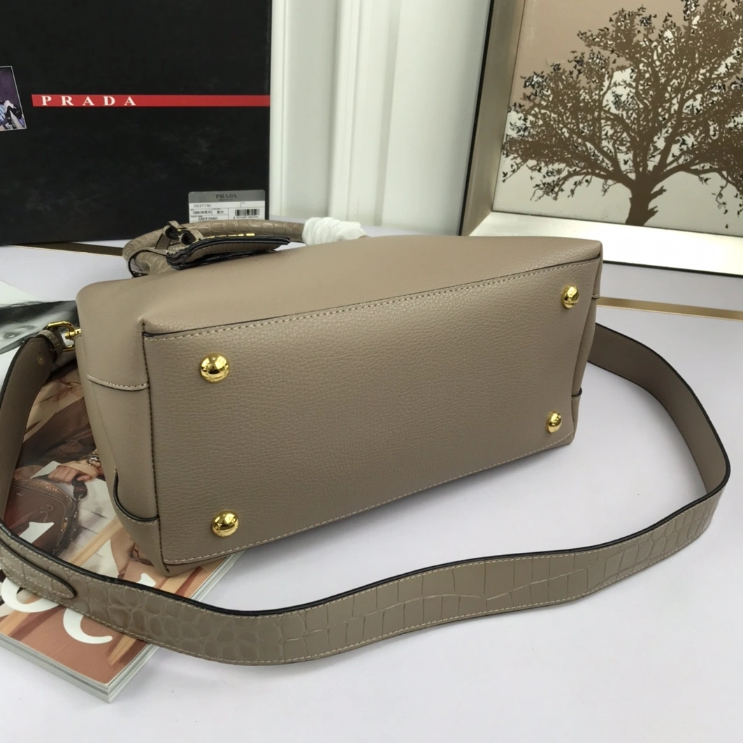 Prada AAA Quality Handbags For Women Bold 5690