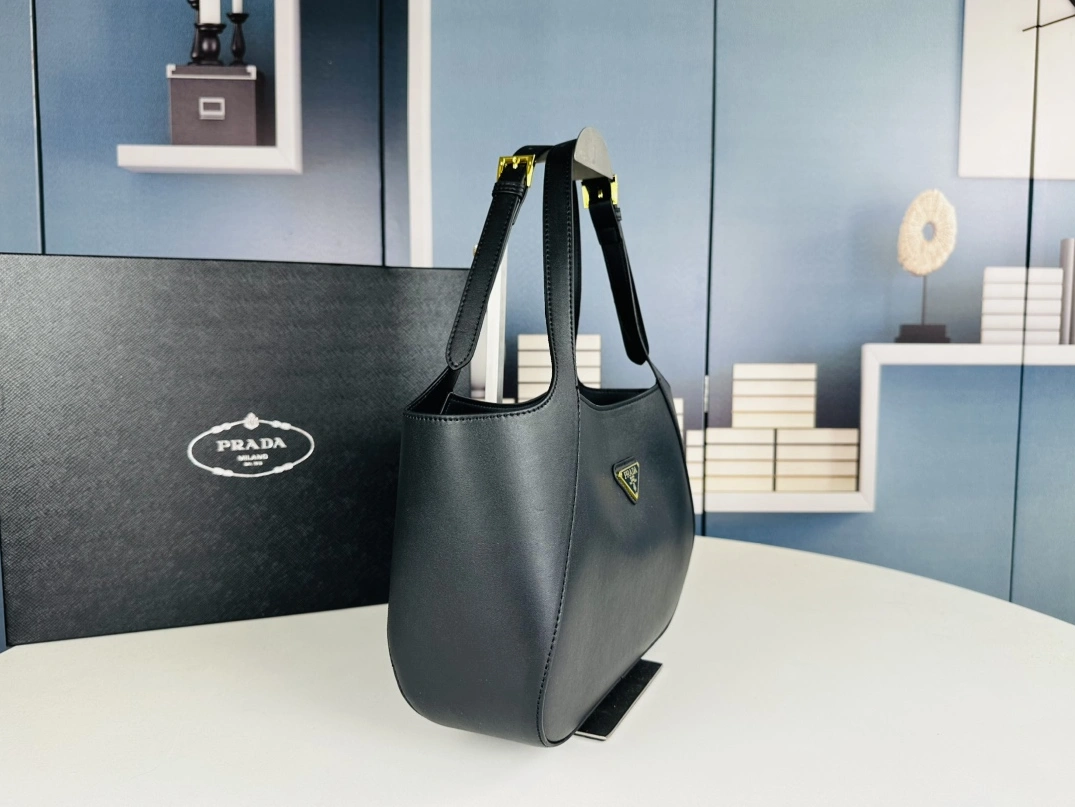 Prada AAA Quality Handbags For Women Bold 8374