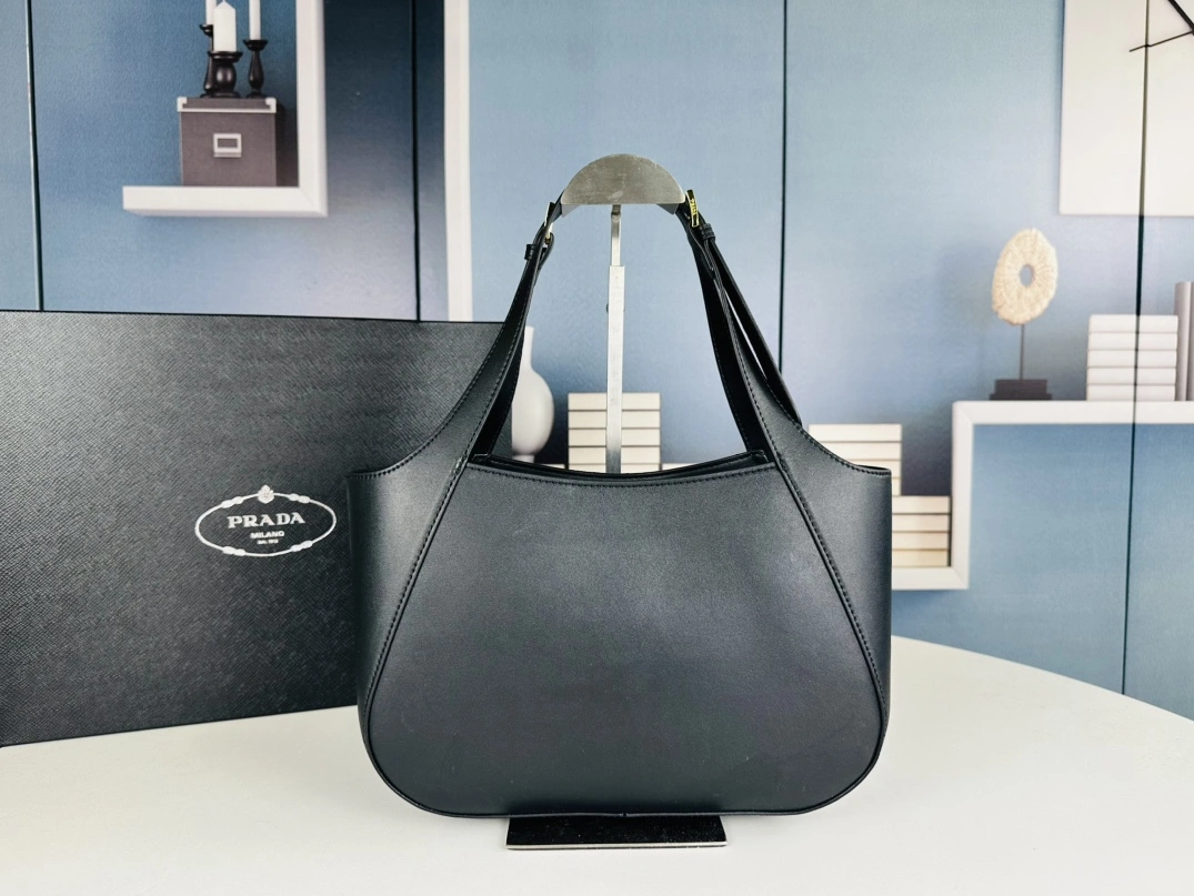 Prada AAA Quality Handbags For Women Bold 8374