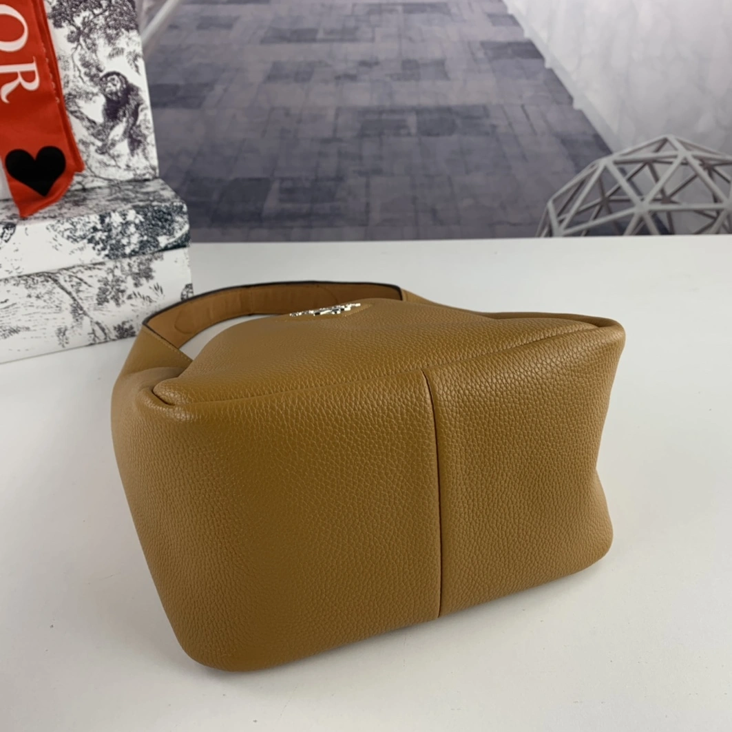 Prada AAA Quality Handbags For Women Breathable 6049