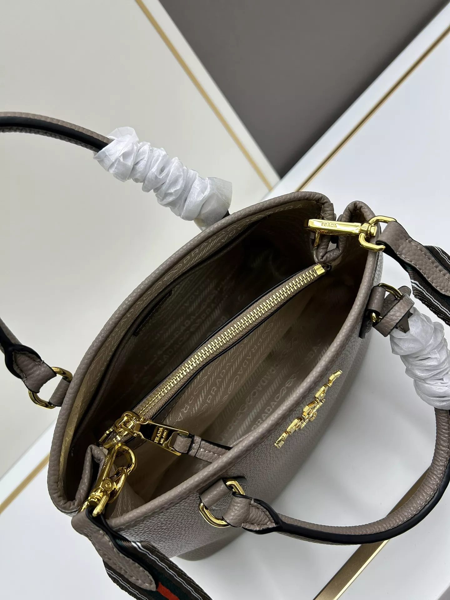 Prada AAA Quality Handbags For Women Comfortable 8895