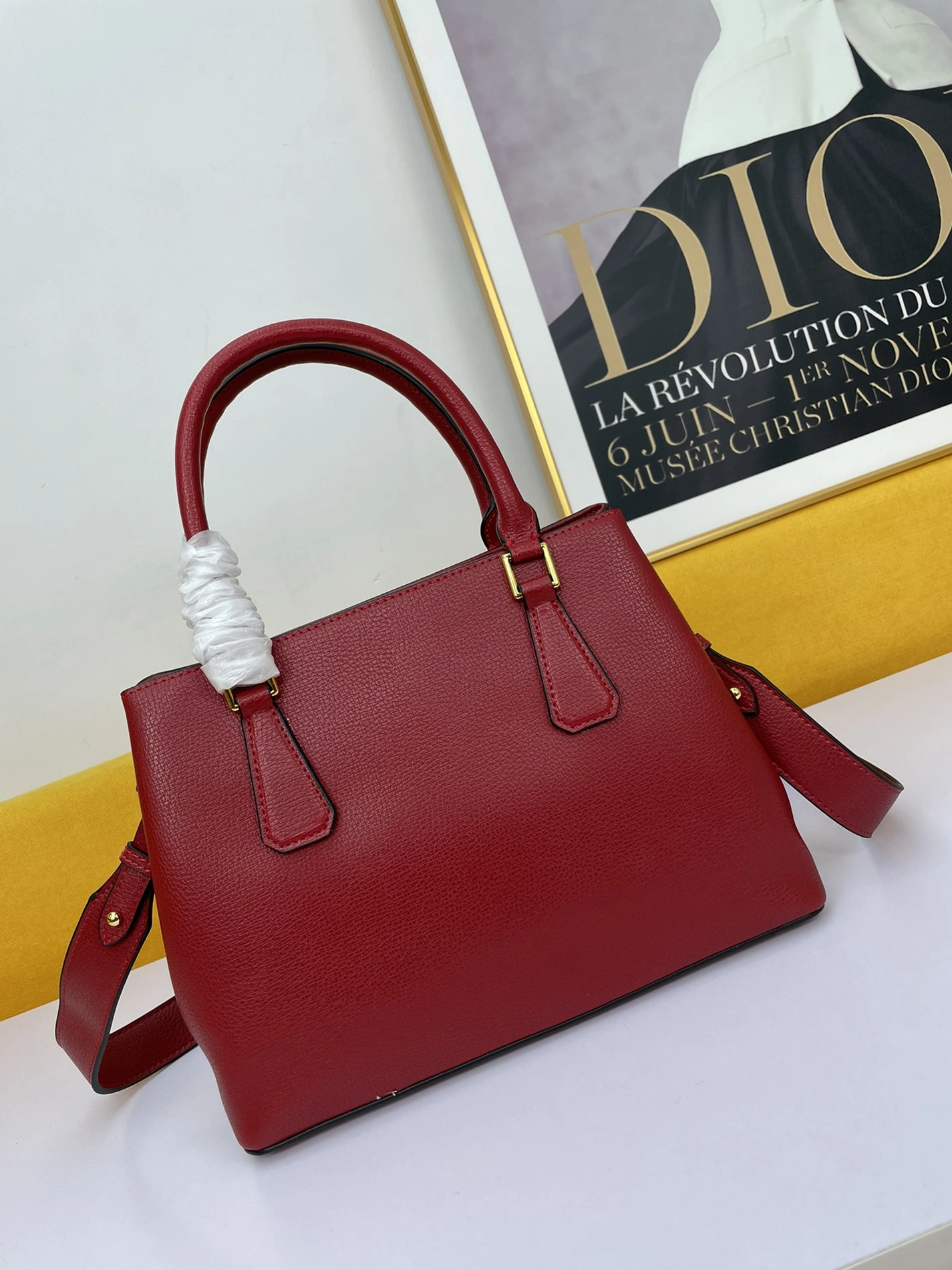 Prada AAA Quality Handbags For Women Comfortable 9035