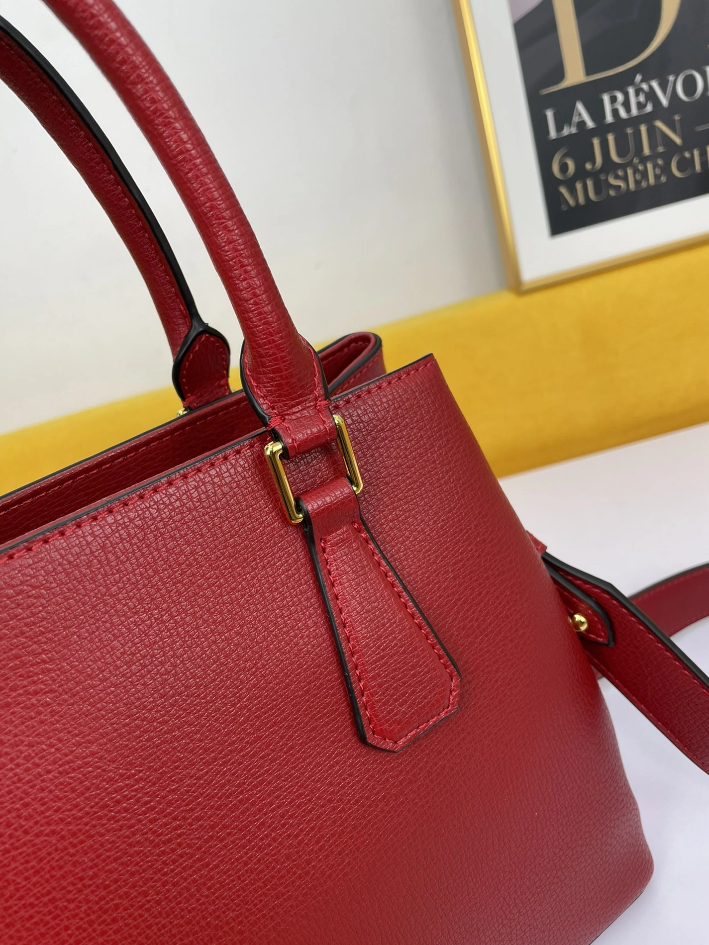 Prada AAA Quality Handbags For Women Comfortable 9035