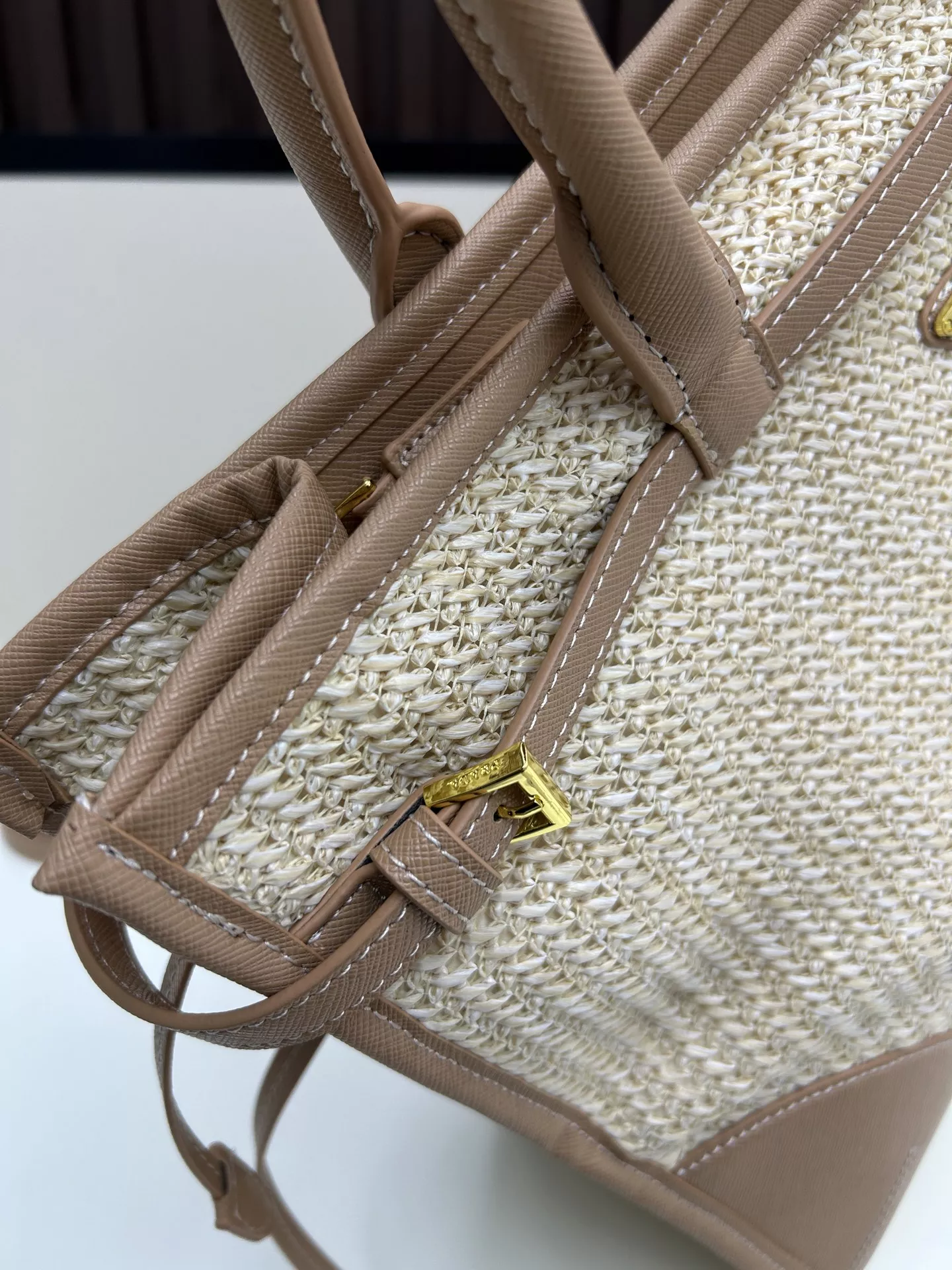 Prada AAA Quality Handbags For Women Compact 3458