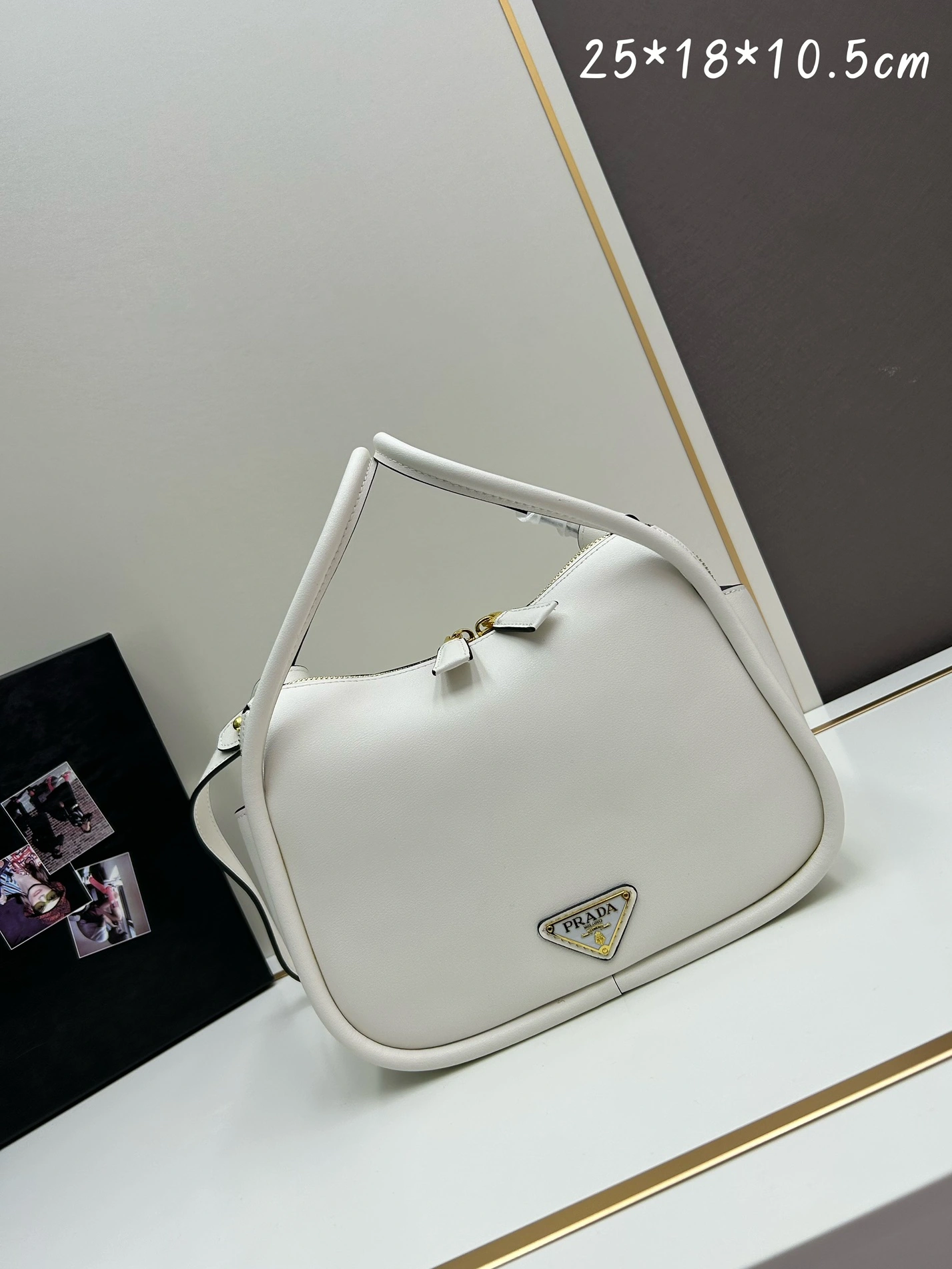 Prada AAA Quality Handbags For Women Cozy 3475