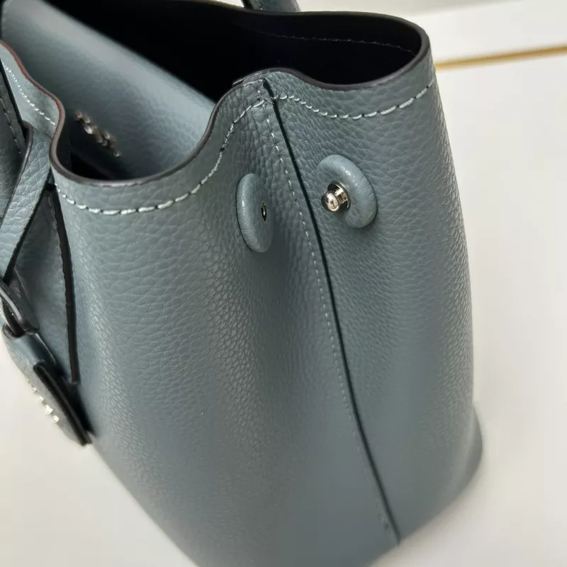 Prada AAA Quality Handbags For Women Durable 2888