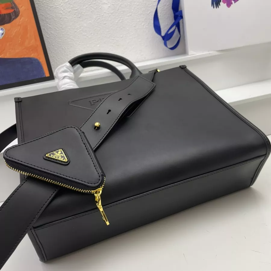 Prada AAA Quality Handbags For Women Durable 8350