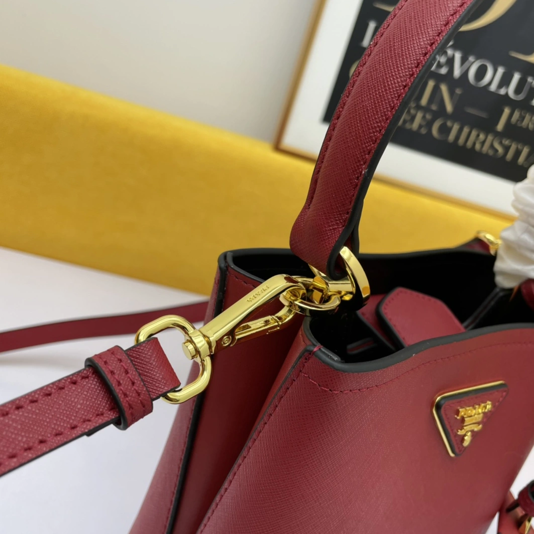 Prada AAA Quality Handbags For Women Durable 9636