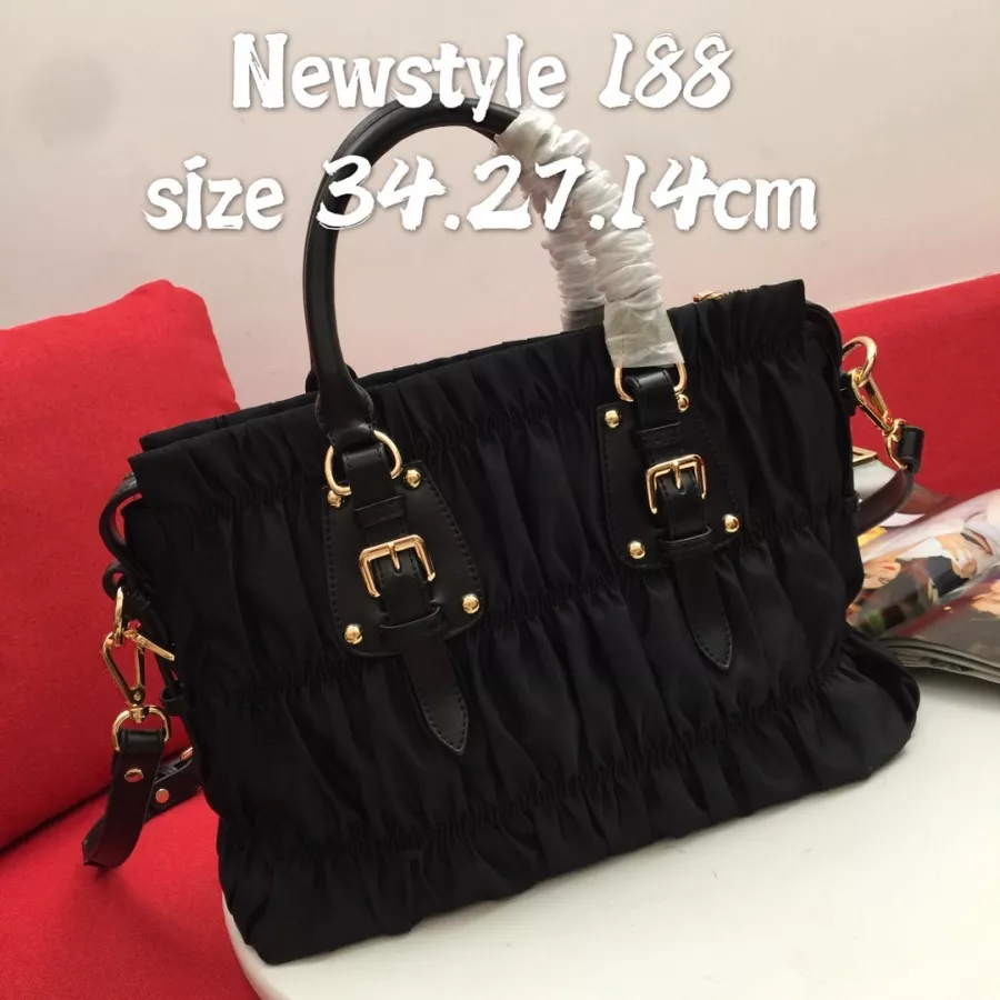 Prada AAA Quality Handbags For Women Efficient 7186
