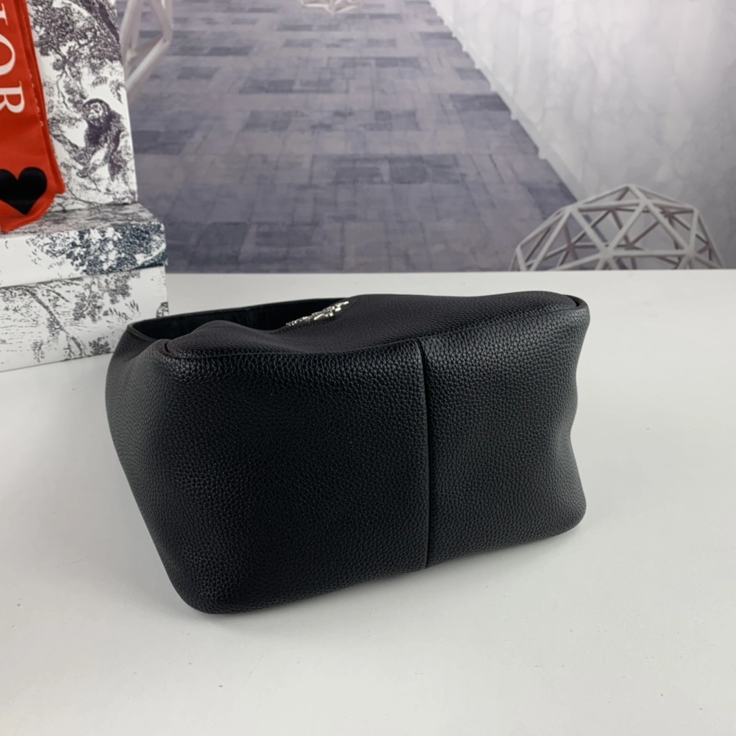 Prada AAA Quality Handbags For Women EyeCatching 7370
