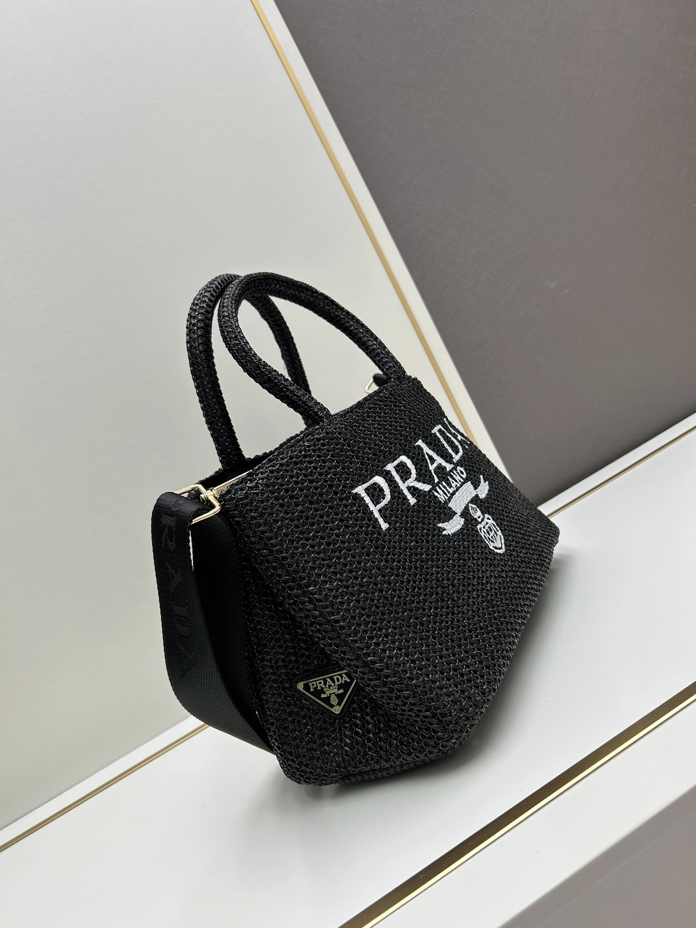 Prada AAA Quality Handbags For Women GoAnywhere 126