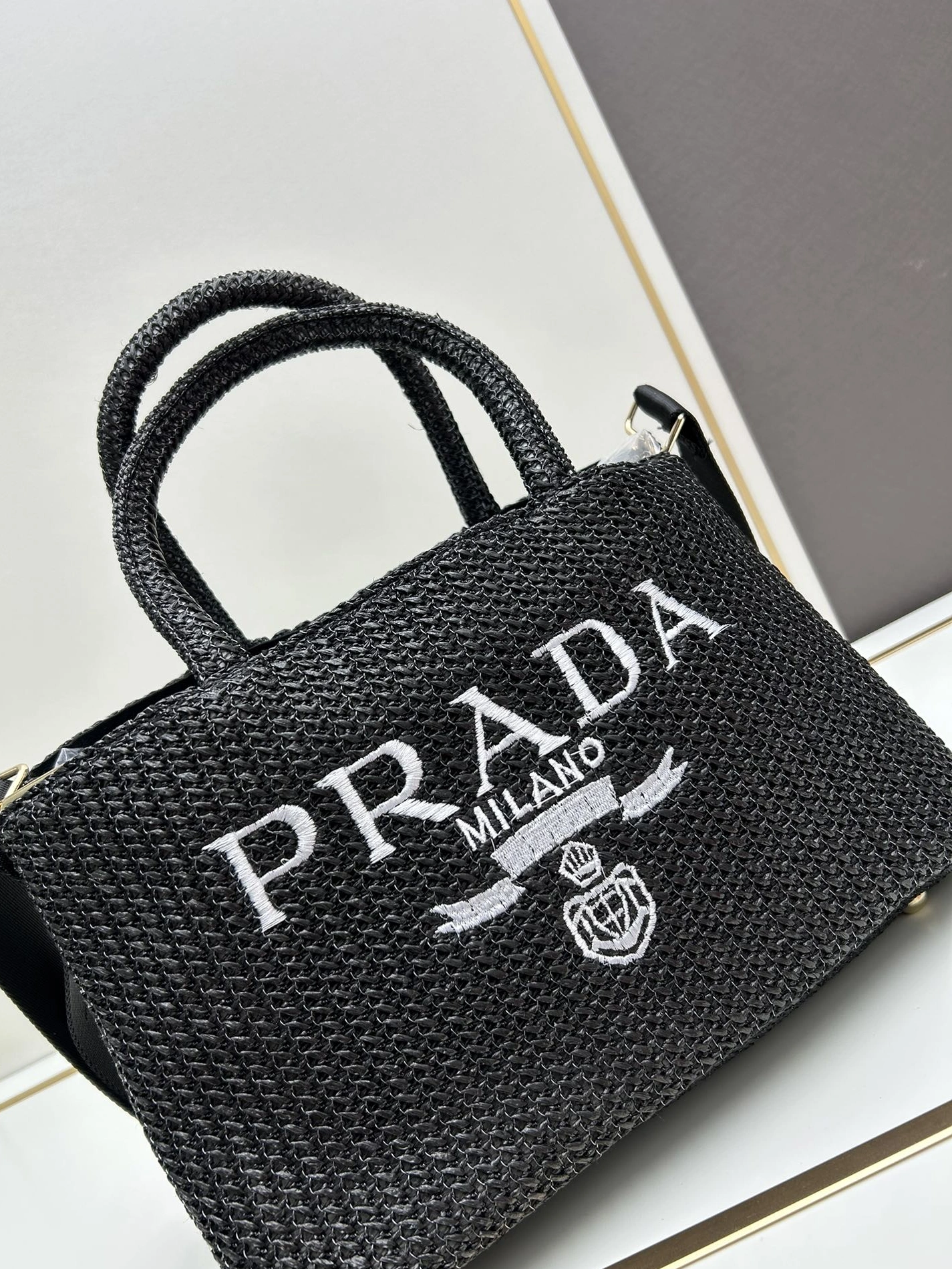 Prada AAA Quality Handbags For Women GoAnywhere 126