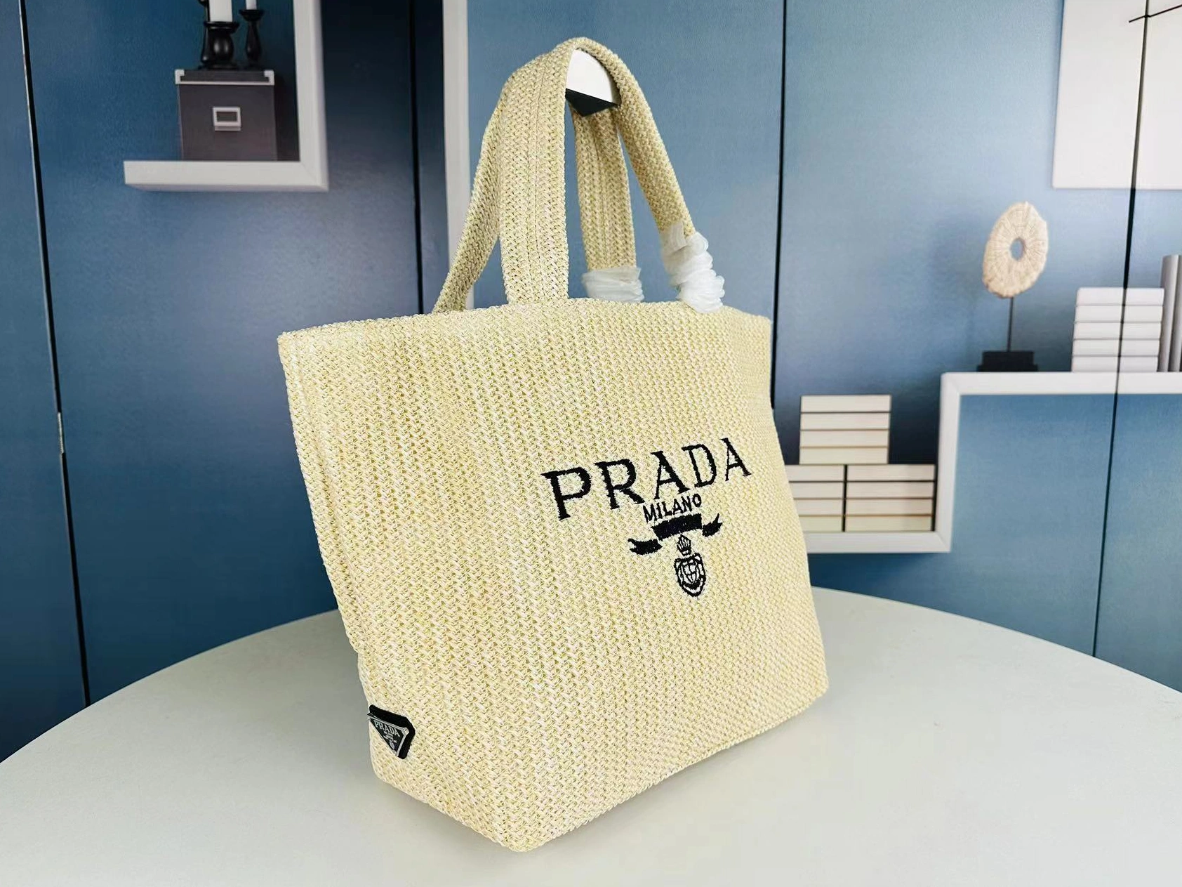 Prada AAA Quality Handbags For Women GoAnywhere 3806