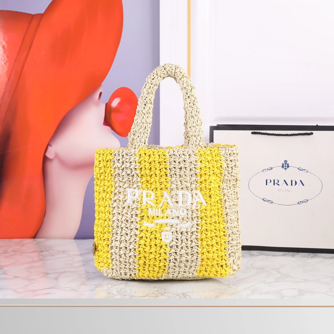 Prada AAA Quality Handbags For Women GoAnywhere 6775