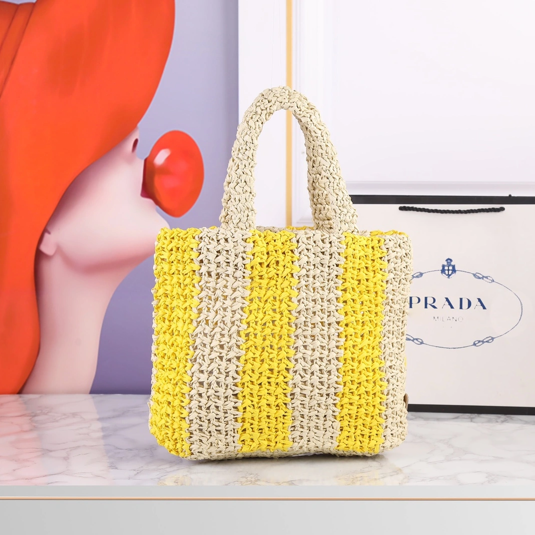 Prada AAA Quality Handbags For Women GoAnywhere 6775