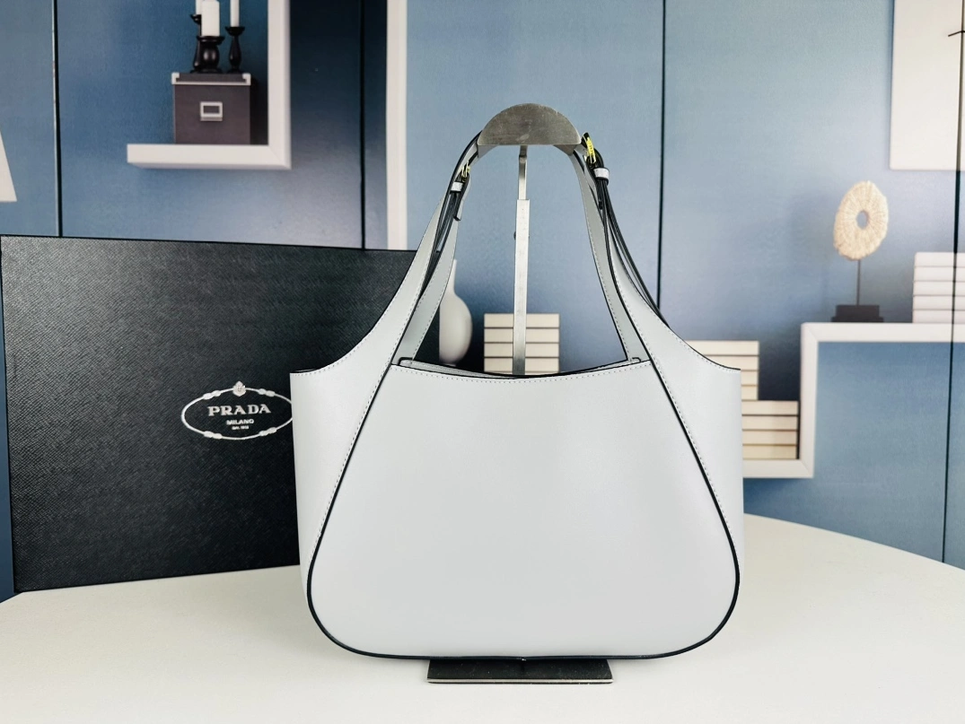 Prada AAA Quality Handbags For Women HighQuality 9412