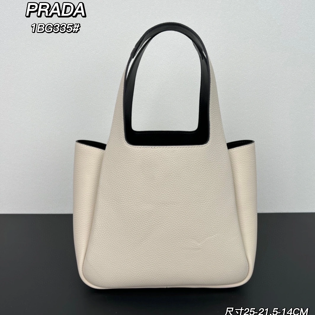 Prada AAA Quality Handbags For Women Lightweight 6414