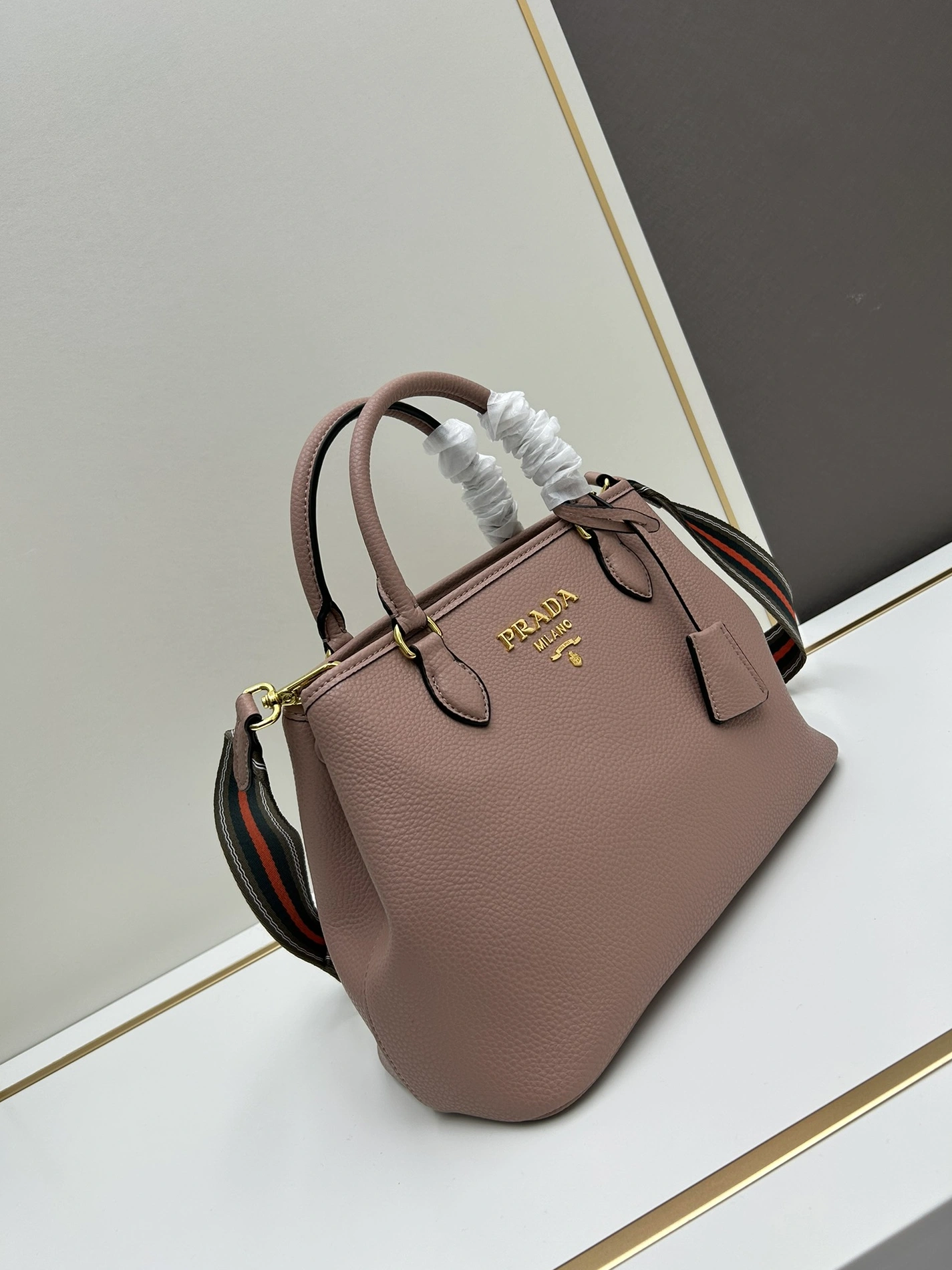 Prada AAA Quality Handbags For Women Modern 867