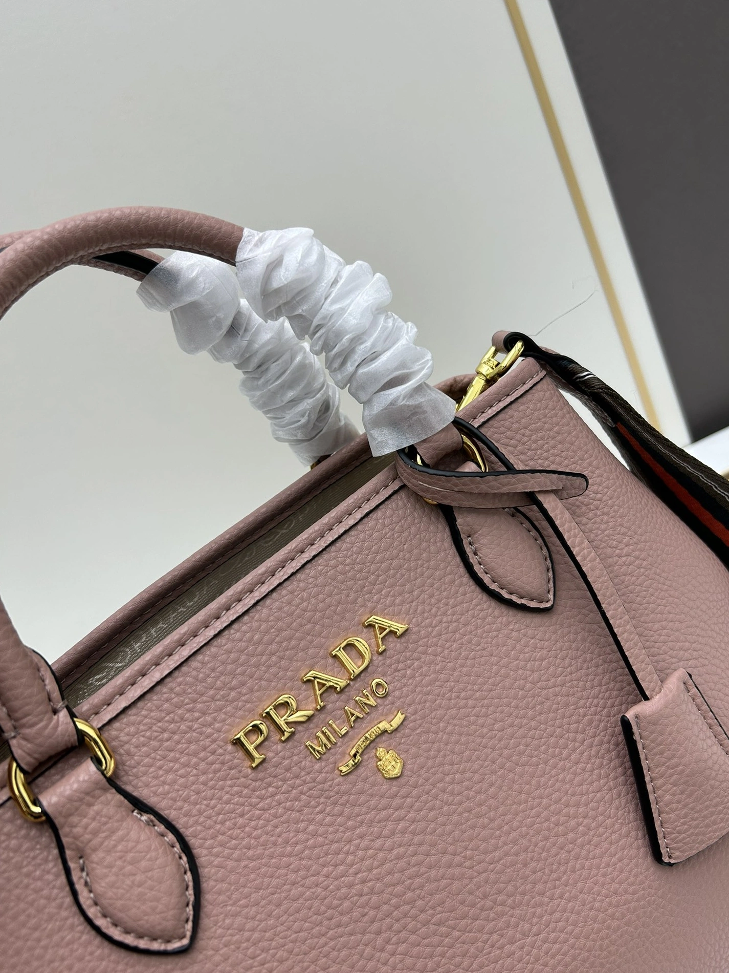Prada AAA Quality Handbags For Women Modern 867