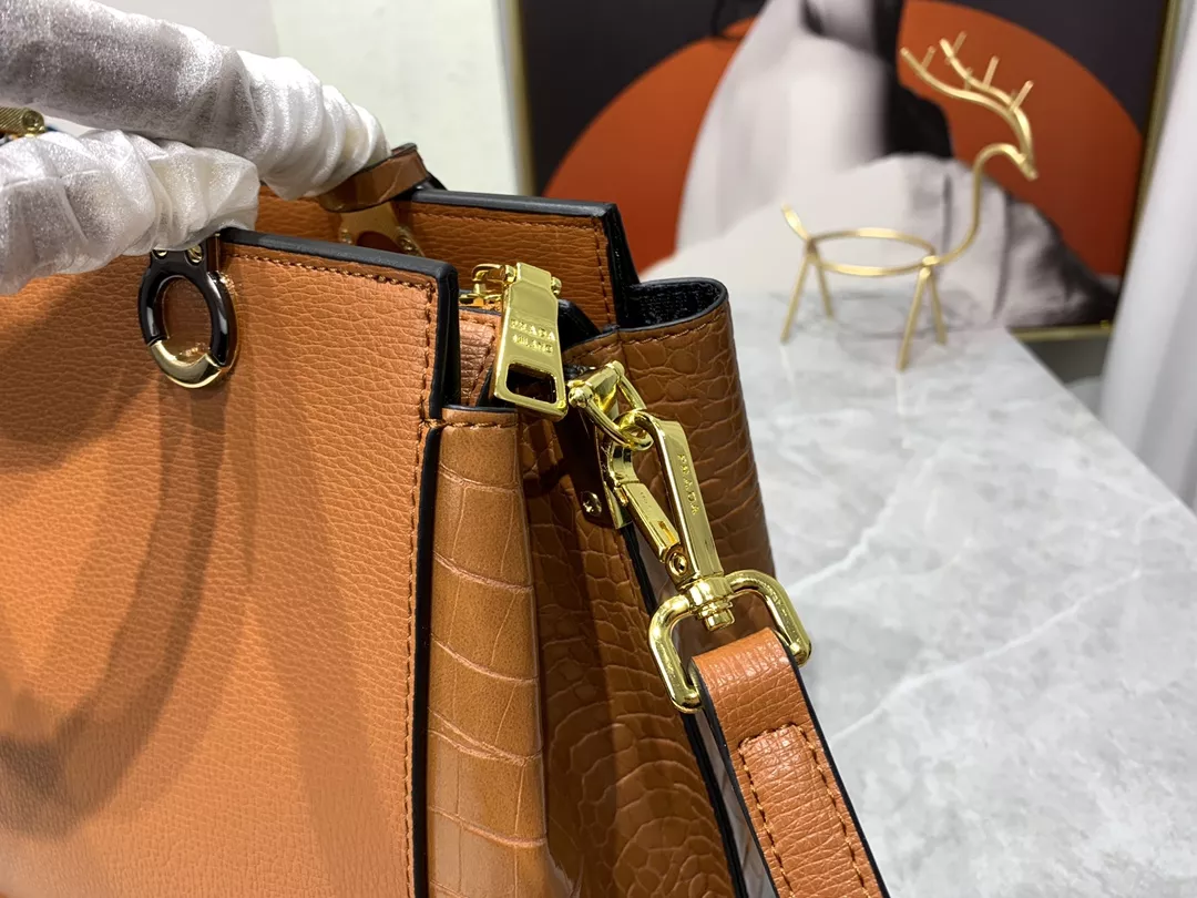 Prada AAA Quality Handbags For Women Popular 8859