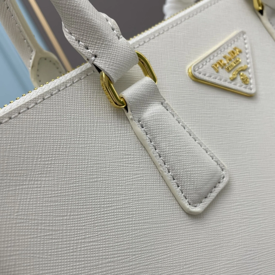 Prada AAA Quality Handbags For Women Resilient 3929