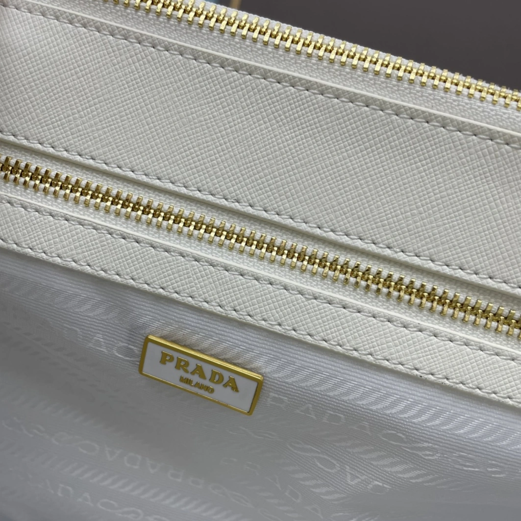 Prada AAA Quality Handbags For Women Resilient 3929