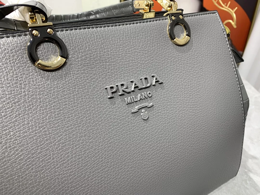 Prada AAA Quality Handbags For Women Sleek 4029