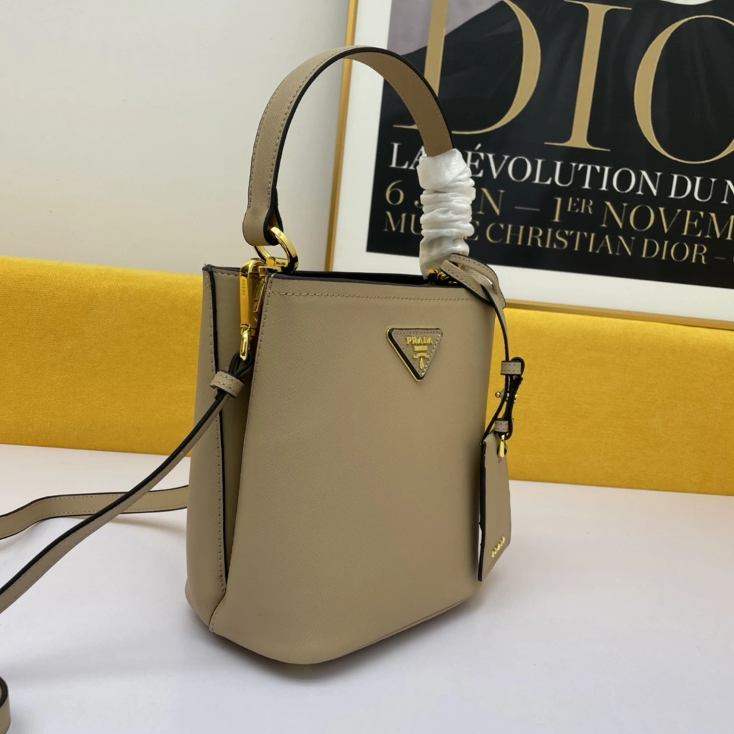 Prada AAA Quality Handbags For Women Sleek 5845