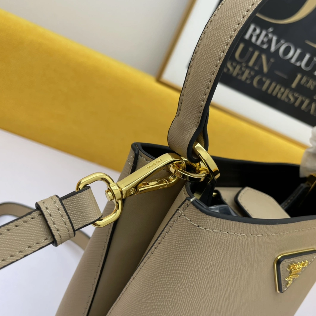 Prada AAA Quality Handbags For Women Sleek 5845