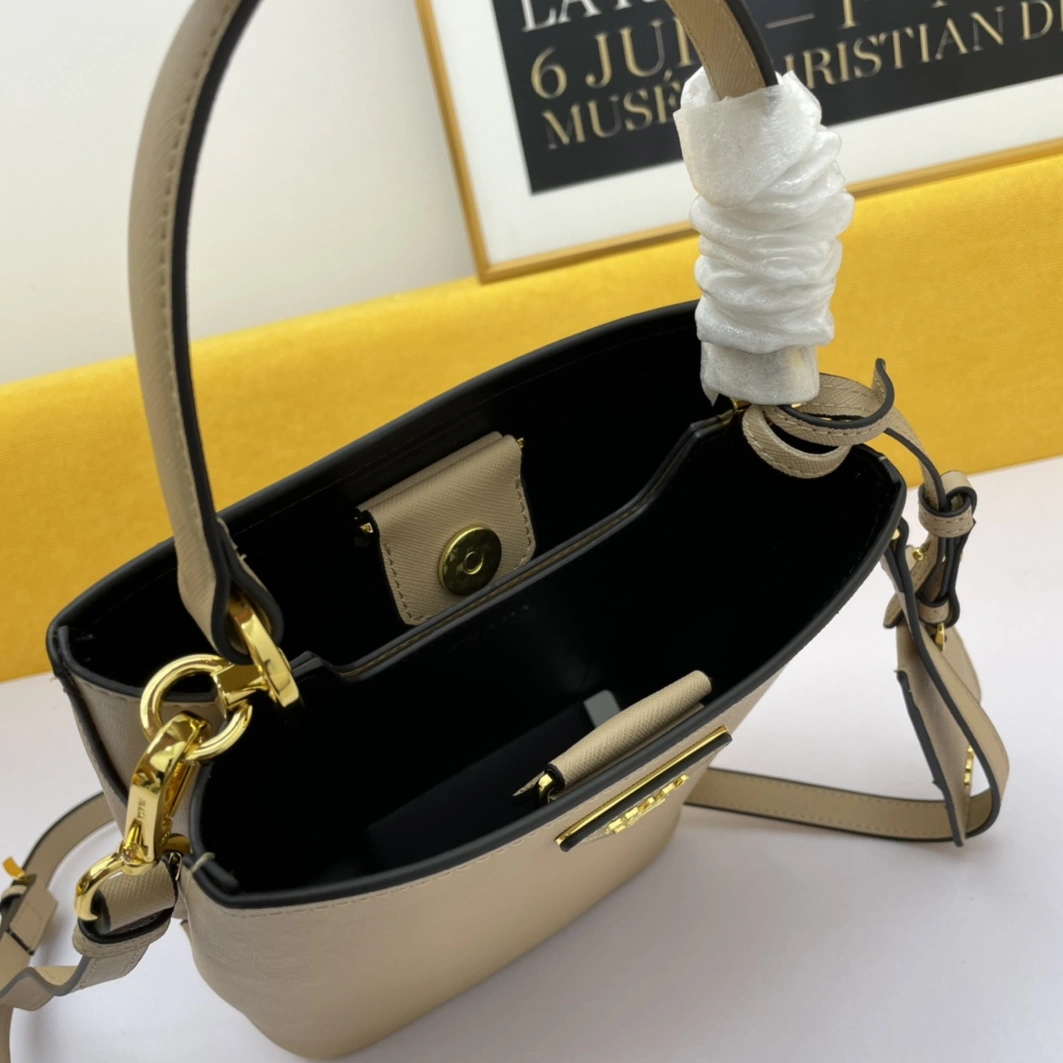 Prada AAA Quality Handbags For Women Sleek 5845