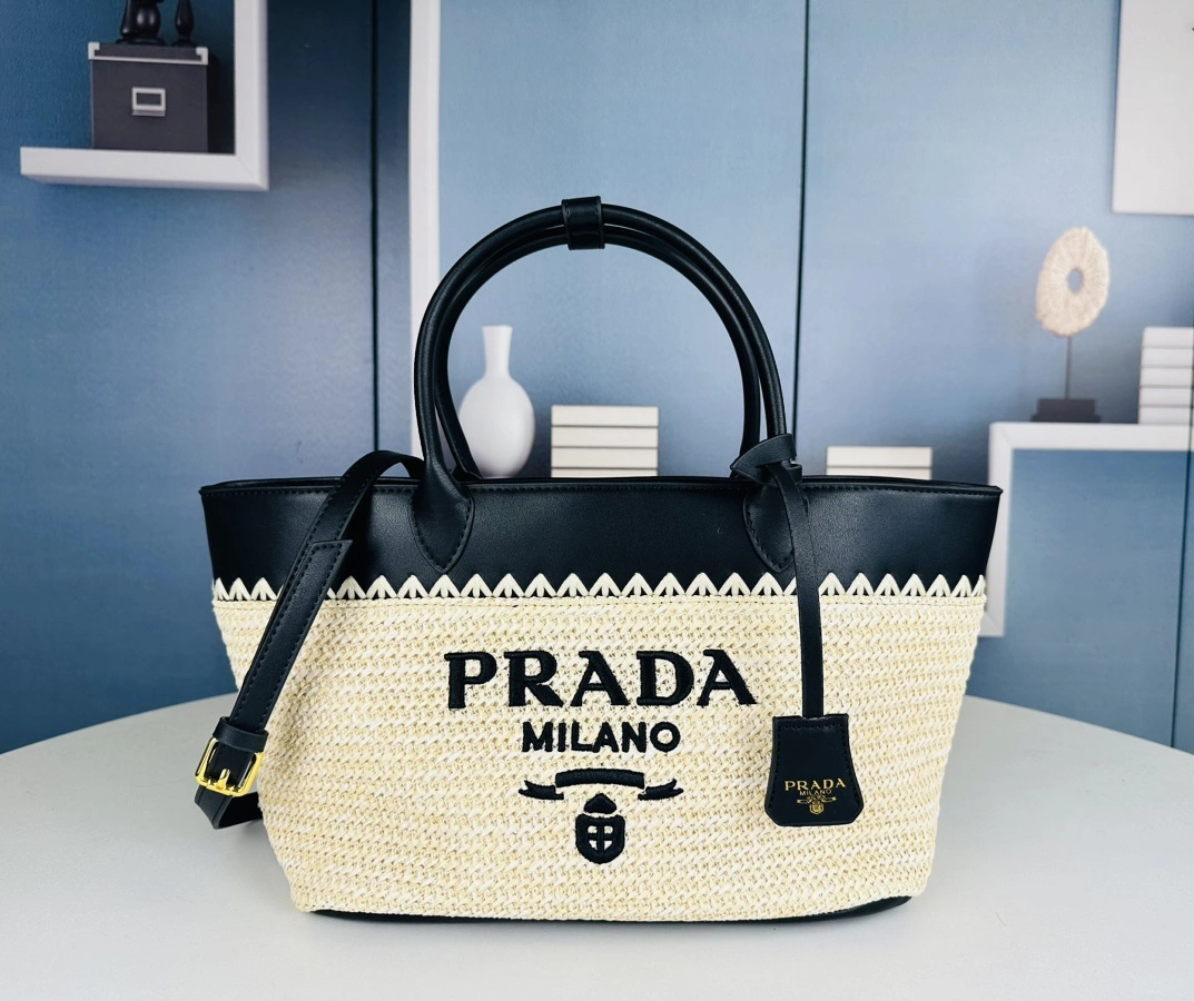 Prada AAA Quality Handbags For Women SmartChoice 4208