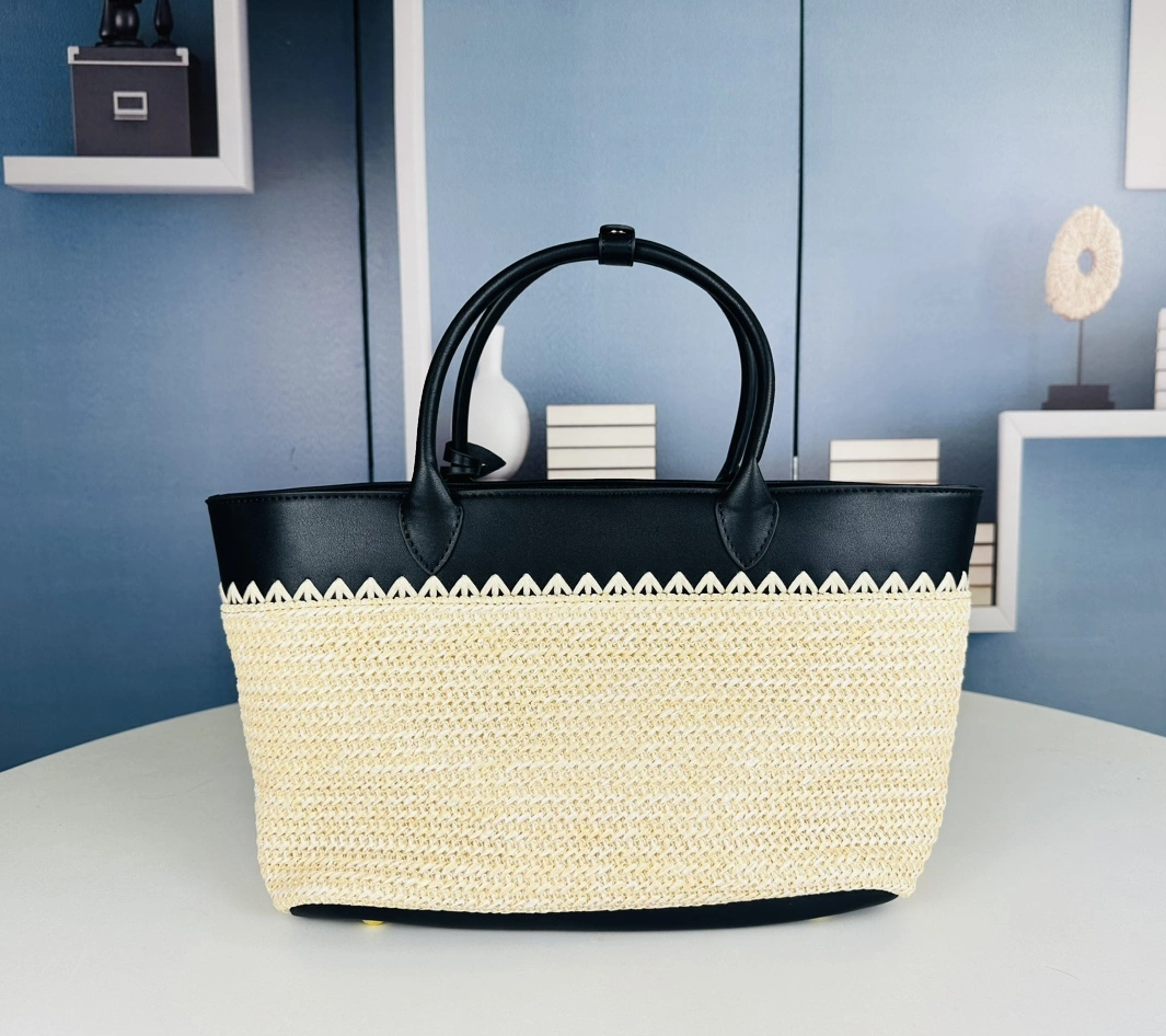 Prada AAA Quality Handbags For Women SmartChoice 4208