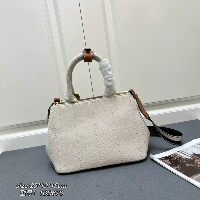 Prada AAA Quality Handbags For Women SmartChoice 5700