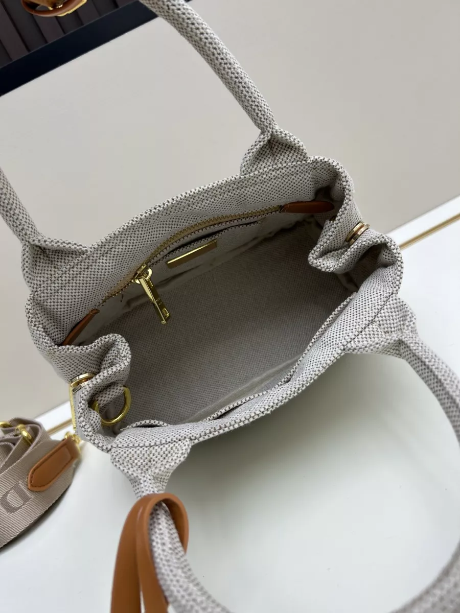 Prada AAA Quality Handbags For Women Stylish 9018