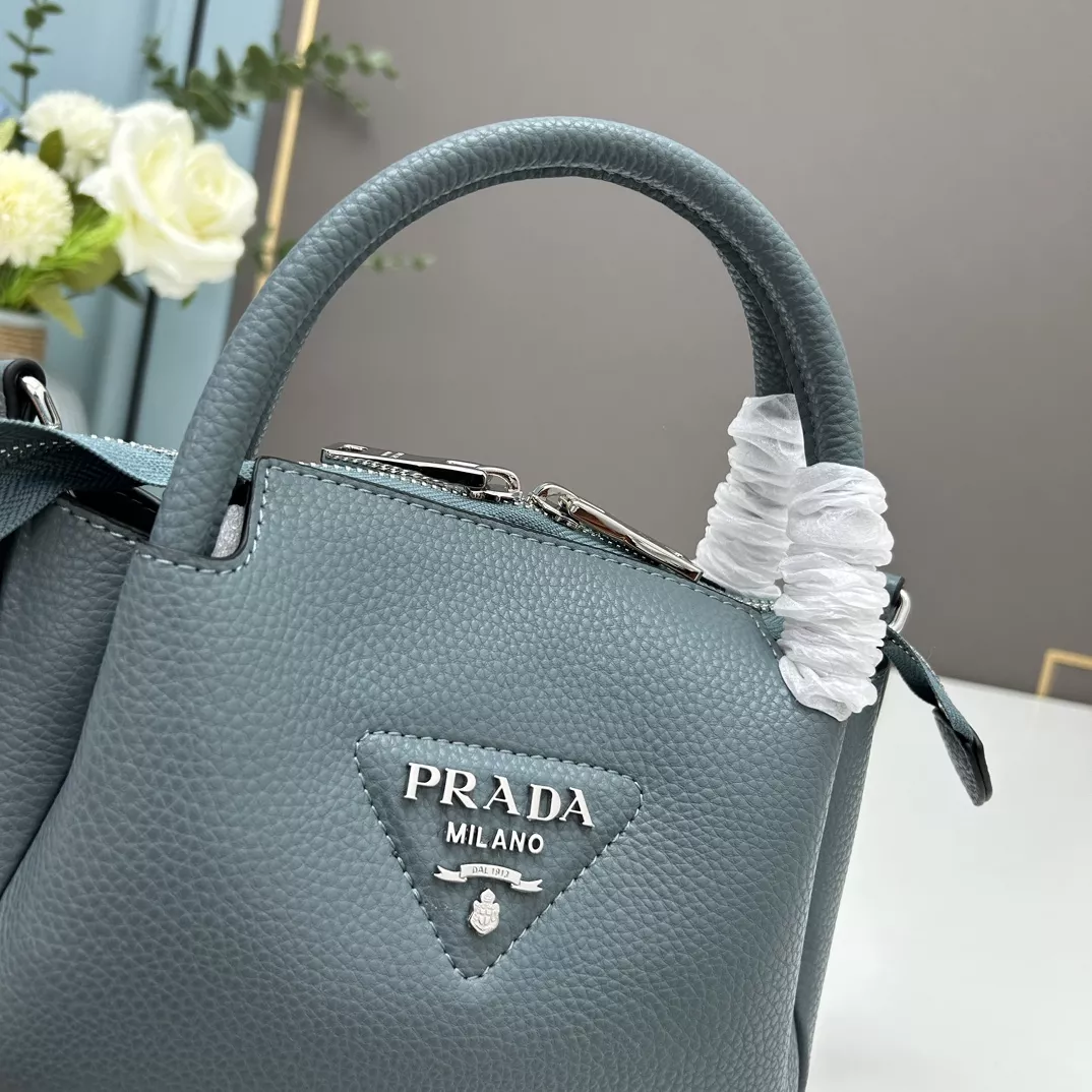 Prada AAA Quality Handbags For Women Timeless 4090