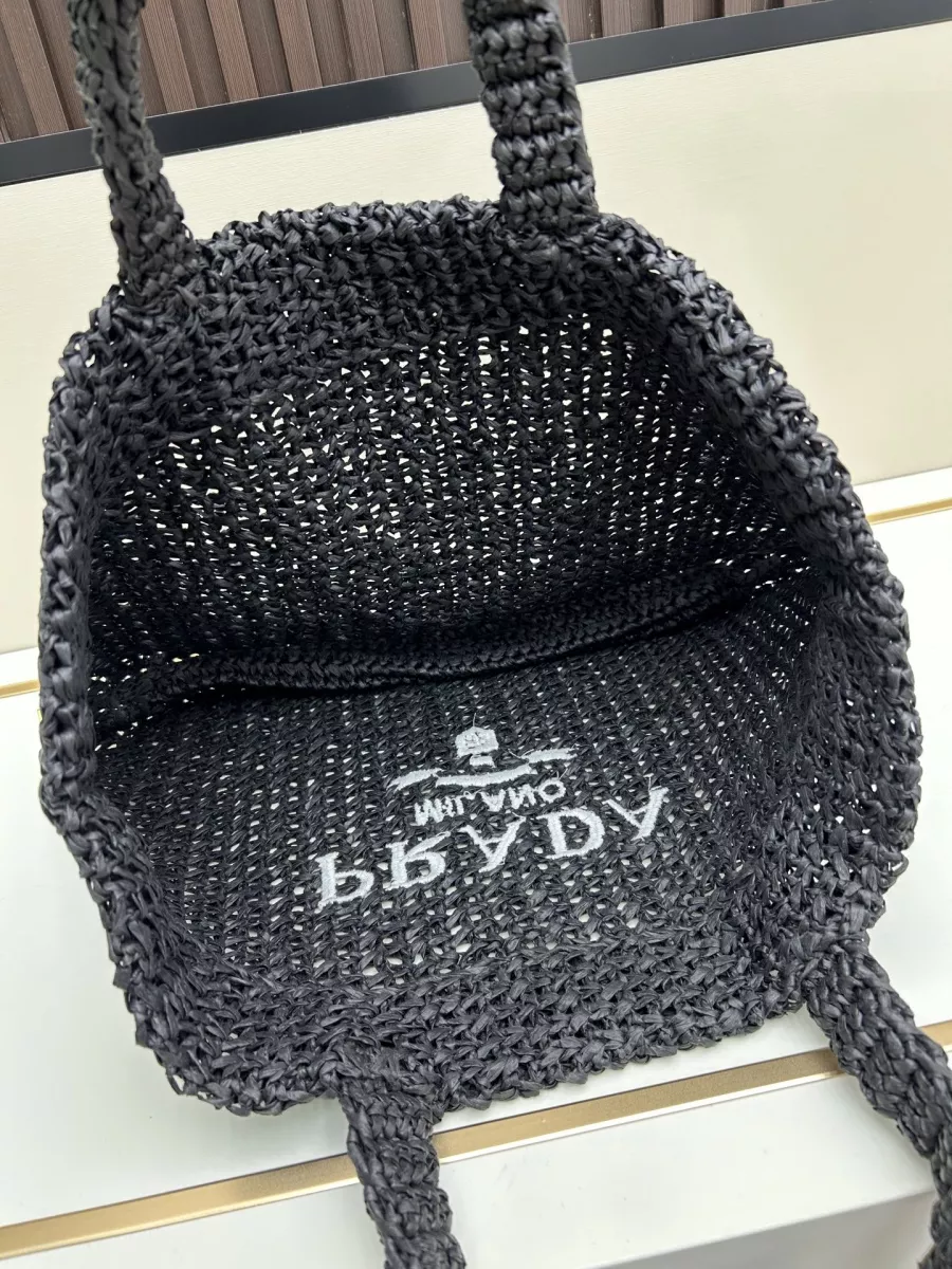 Prada AAA Quality Handbags For Women Unique 2196