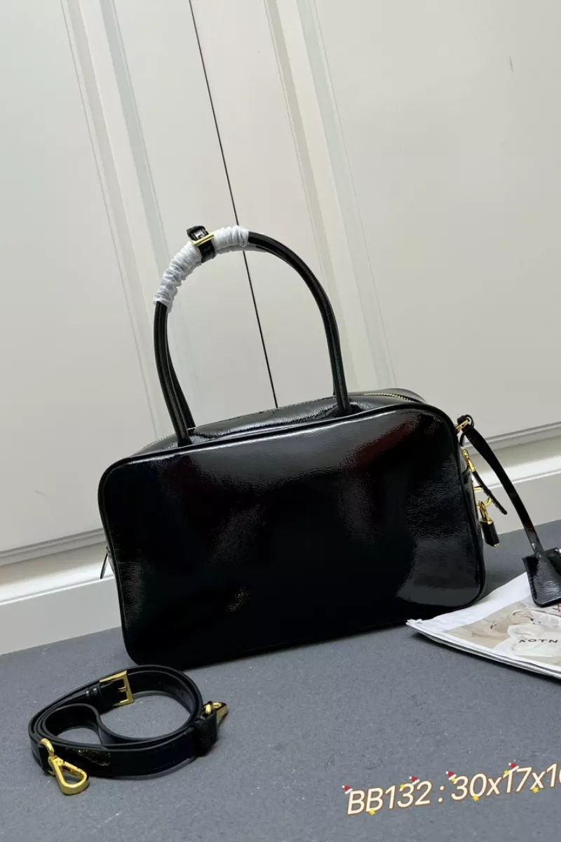 Prada AAA Quality Handbags For Women Versatile 5251