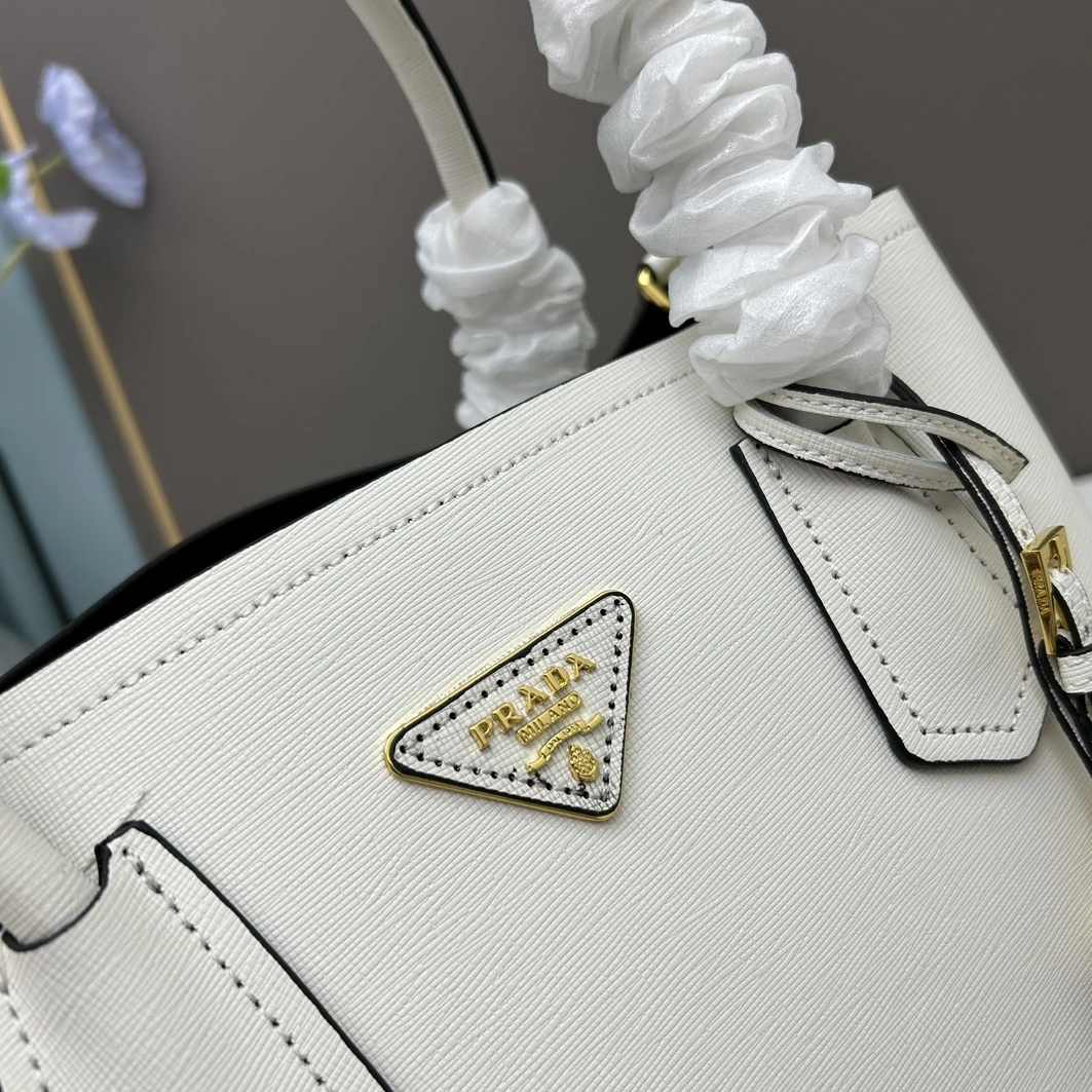 Prada AAA Quality Handbags For Women Vibrant 5179