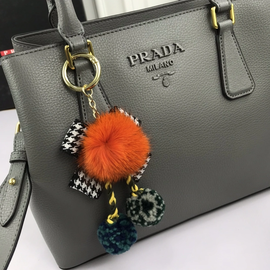 Prada AAA Quality Handbags For Women WellDesigned 1331