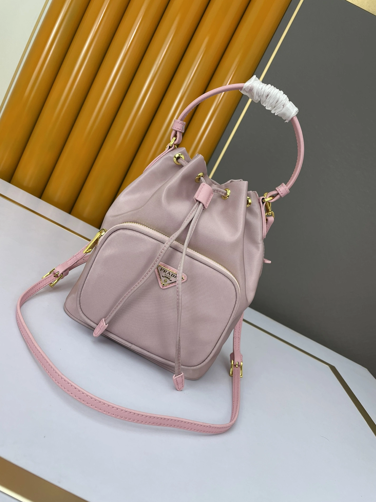 Prada AAA Quality Handbags For Women WellDesigned 3998