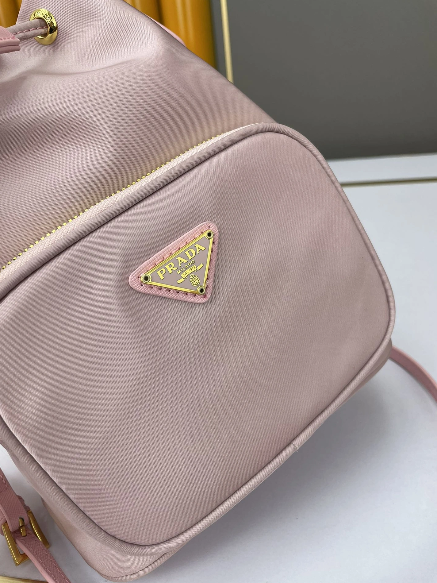 Prada AAA Quality Handbags For Women WellDesigned 3998