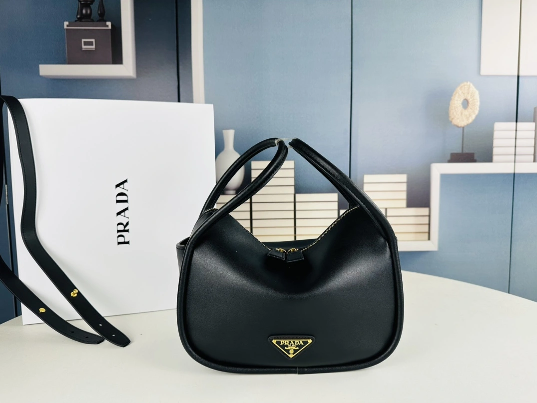 Prada AAA Quality Handbags NewStyle 4657